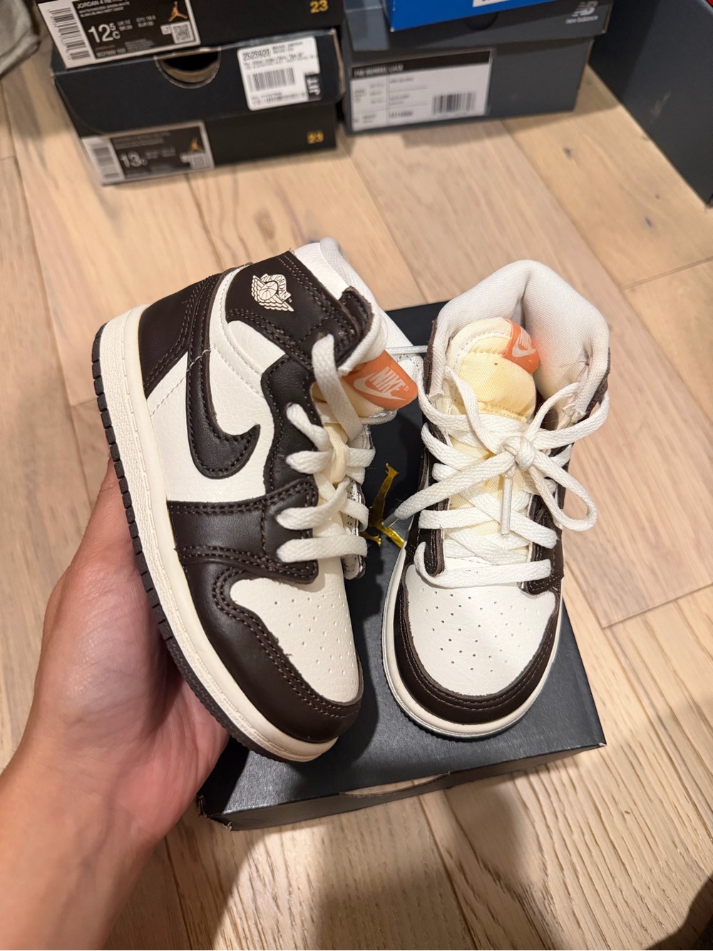 Nike Kids Brown and Cream High-Top Sneakers